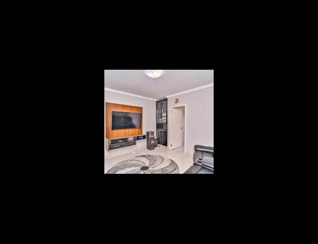 1 BEDROOM APARTMENT FOR SALE IN UMHLANGA RIDGE